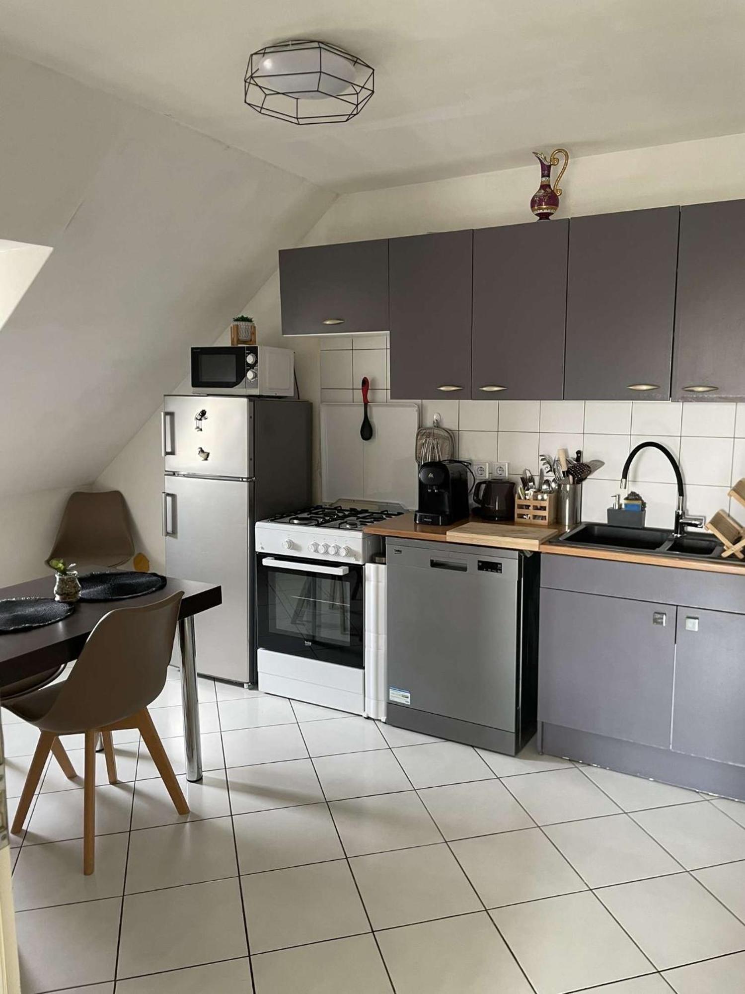 Joli Appartement Avec Place De Parking Prive Colmar Ngoại thất bức ảnh